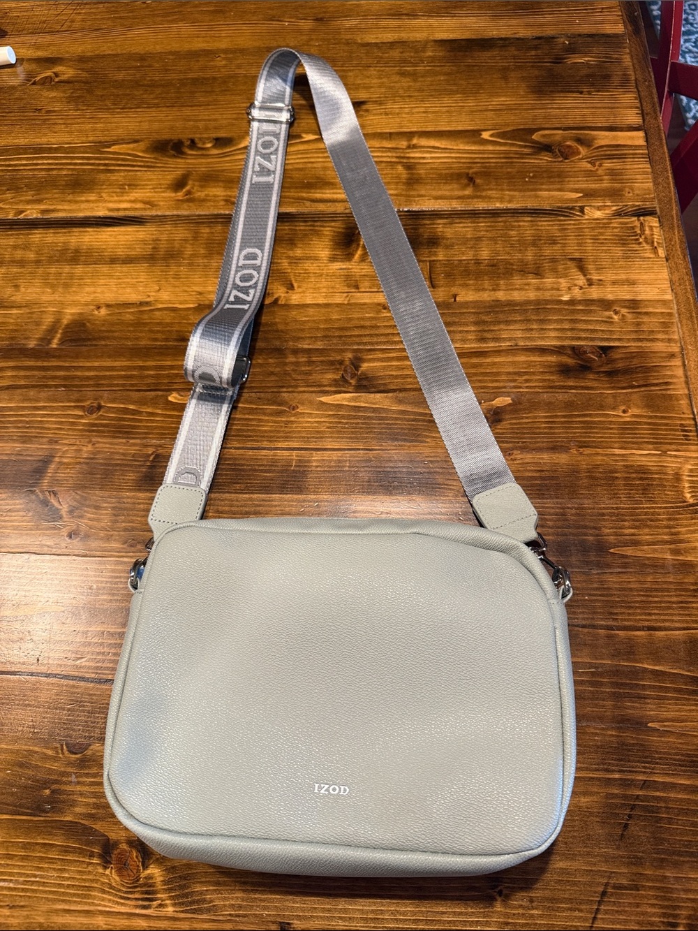 IZOD handbag.